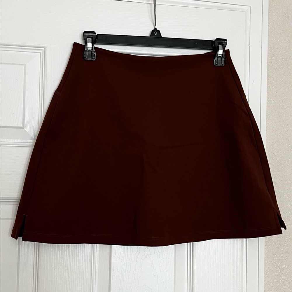 Sport Skort in Earth